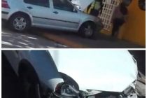 DOS AUTOMÓVILES COLISIONARON FRENTE A PLAZA 1810 Y LA IGLESIA