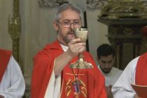 DOMINGO DE RAMOS: AYER EL ARZOBISPO JORGE SCHEINING PRESIDIÓ LA EUCARISTÍA DE SEMANA SANTA EN LA CATEDRAL DE MERCEDES