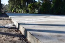 MÁS PAVIMENTO PARA LA LAGUNA