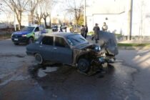 CHOQUE EN AYACUCHO Y ARENALES, COLISIONARON UN CAMIÓN Y UN AUTOMÓVIL