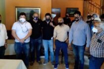 El MOVIMIENTO 5 DE ABRIL (UCR), RECIBIÓ A DANIEL SALVADOR EX VICEGOBERNADOR BONAERENCE Y A MAXIMILIANO ABAD ACTUAL PRESIDENTE DEL BLOQUE DE DIPUTADOS DE JUNTOS POR EL CAMBIO