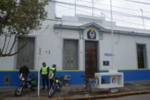 LA POLICÍA IDENTIFICÓ A VARIAS PERSONAS QUE PARTICIPABAN DE REUNIÓN CLANDESTINA EN LA CHICANA