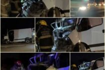 UNA COMBI QUE TRANSPORTABA MEDICAMENTO CHOCÓ CONTRA UN CAMIÓN EN RUTA 205