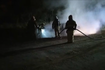 OTRO AUTO ABANDONADO E INCENDIADO