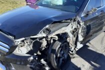 AUTO ROZO A UN CAMION EN LA 205, NO HUBO LESIONADOS