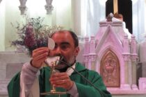 ROBARON LA NOTEBOOK DE LA CASA PARROQUIAL