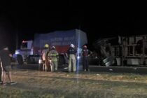 LEVE IMPACTO DE CAMION Y AUTO EN LA RUTA 41, NO HUBO LESIONADOS