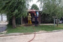 FUEGO EN UN AUTO DENTRO DE UN GARAJE
