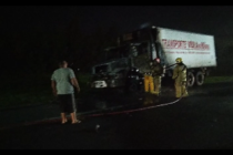 INCENDIO DE UN CAMION EN LA RUTA 205 SIN LESIONADOS