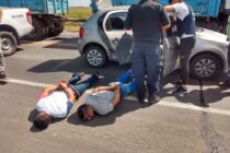 PROCEDIMIENTO POSITIVO DE LA POLICIA VIAL, DETENIENDO A DOS SUJETOS QUE ROBARON EN SALADILLO
