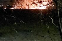 REPUDIABLE: PRENDIERON FUEGO EN LA PISTA DEL HIPODROMO