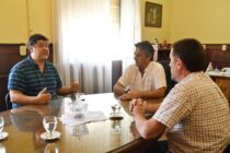 ETCHEVERRY RECIBIO AL JEFE DE ZONA VI DE VIALIDAD PROVINCIAL
