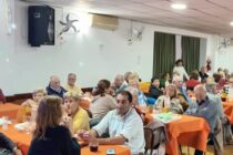 ALMUERZO DE JUBILADOS Y PENSIONADOS DE RATTI 157, CON EL SALON COLMADO