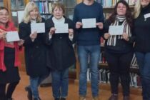 ESCRITORES SE REUNIERON PARA HOMENAJEAR A LA BANDERA EN LA BIBLIOTECA DE MALVINAS