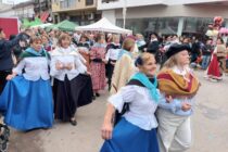 30 PAREJAS BAILARON EL PERICON NACIONAL