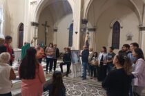 EL PARROCO MENA BENDIJO LAS PANZAS DE LAS EMBARAZADAS EN LA MISA DEL SABADO