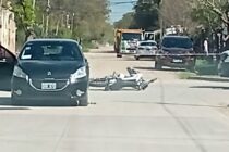 CHOQUE EN CHACABUCO Y TRES ARROYOS, UN AUTO Y UNA MOTO