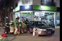 DOS AUTOS GOL CHOCARON EN SALGADO Y AYACUCHO, 6 LESIONADOS