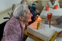 ANGELITA CAIRO DE CHIODO CELEBRO SUS 100 AÑOS EN EL HOGAR DE ANCIANOS DONDE VIVE ACTUALMENTE