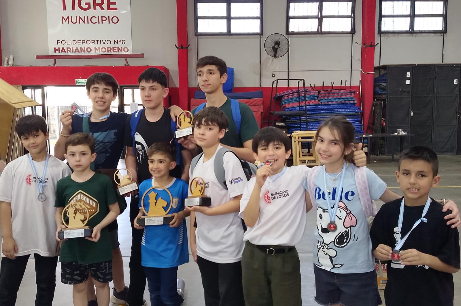 COMPITIO LA ESCUELA MUNICIPAL DE AJEDREZ EN LA QUINTA FECHA DE LA LIGA ...