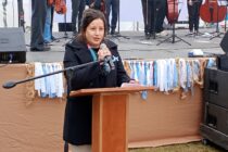 ACTO OFICIAL DEL 25 DE MAYO EN EL PARQUE, PALABRAS Y ACTUACIONES ARTISTICAS