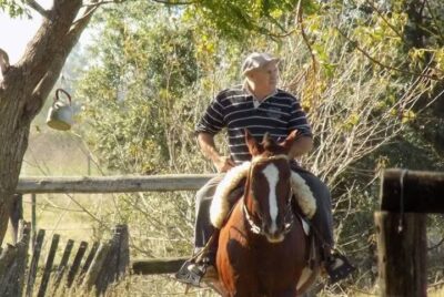 NUEVO PRESIDENTE EN EL CENTRO NATIVO ACUYAI, LA ASAMBLEA ELIGIO A SANDRO CEPEDA