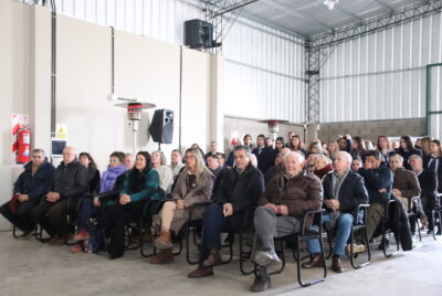 INAUGURO LA COOPERATIVA DE CARBONI LAS INSTALACIONES PROPIAS DE TELEVISION E INTERNET