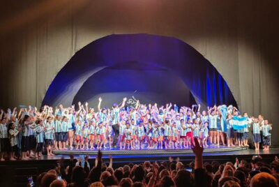 INOLVIDABLE PRESENTACION DE OLIMPIA GYM EN LA SALA DEL TEATRO BROADWAY, UN VIAJE DE ENSUEÑO