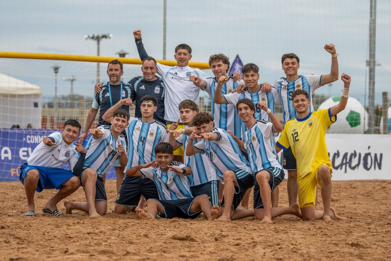 LA SUB-20 ARGENTINA DE FUTBOL PLAYA, CON EL LOBENSE LUCA RUSCONI, GANO TODOS LOS PARTIDOS EN LA LIGA EVOLUCION DE CONMEBOL 2026
