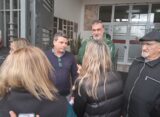 RECLAMARON EN EL MUNICIPIO VECINOS HARTOS DEL CAOS DE LAS MOTOS A TODA HORA