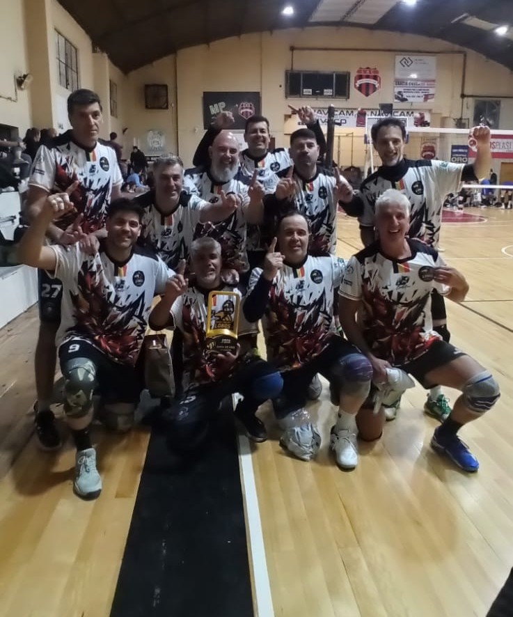 EL «MAXI VOLEY LOBOS» 2026 GENERO UNA ESTUPENDA MOVIDA CON MAS DE 500 JUGADORES