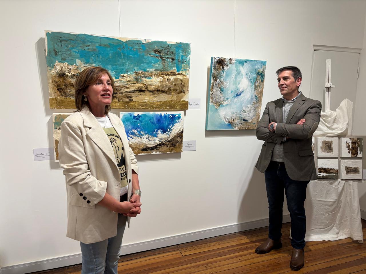 CON OBRAS DE ANDREA AVAGNINA SE INAUGURO EL ESPACIO DE ARTE DE LA DELEGACION DEL COLEGIO DE ARQUITECTOS
