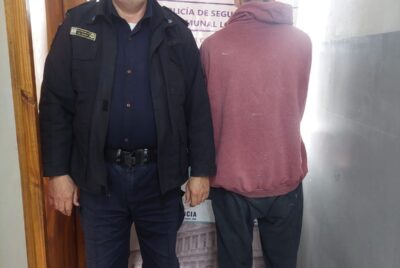 POLICIALES. DETENIDO CUANDO ROBABA DENTRO DE UN COMERCIO