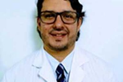 EL GOBIERNO DE SANTA CRUZ LE OTORGO UNA DISTINCION AL MEDICO LOBENSE ALEJANDRO BRIGANTE