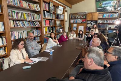 AUTOR CAPITALINO PRESENTO SU LIBRO «UN SOLDADO SIEMPRE ESTA SOLO», EN LA BIBLIOTECA HEROES DE MALVINAS